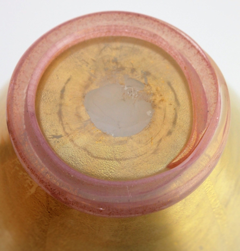 "Vetro Opalino Oro Iridescente" Vase by Arte Vetraria Muranese Italy 1935