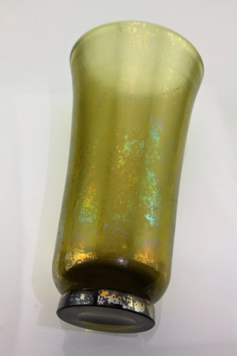 Carlo Scarpa a rare iridecent Corroso Vase Venini & C., Italy 1936