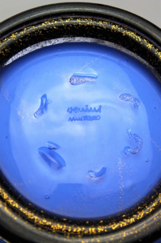 Tomaso Buzzi, 1932 tall “Laguna” Vase V.S.M. Venini & C., Murano