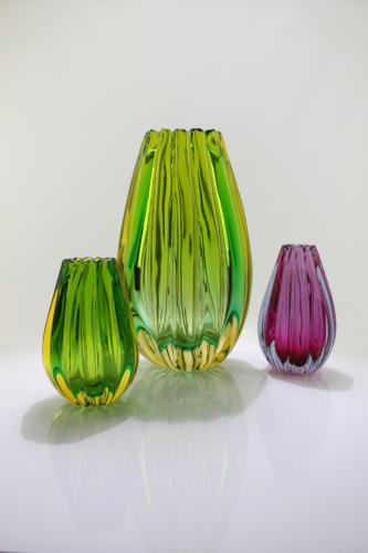 <em><b>Flavio Poli</b><br>three Vases a Coste<br>Italy 1958</em> Flavio Poli Vase „Sommerso a Coste“big yellow/green Seguso Vetri d´Arte Murano 1958