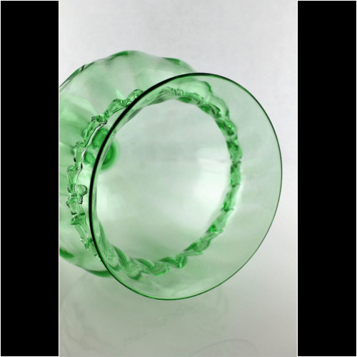 Artisti Barovier a Goblet Vase “Coppa Verde” Murano 1920