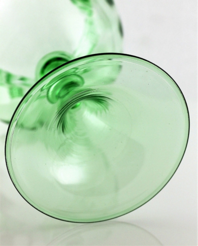 Artisti Barovier a Goblet Vase “Coppa Verde” Murano 1920