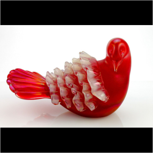 <em><b>Flavio Poli</b><br />Dove with ruffled Feathers<br/>Italy 1940</em> Flavio Poli a Dove with ruffled Feathers Italy 1940