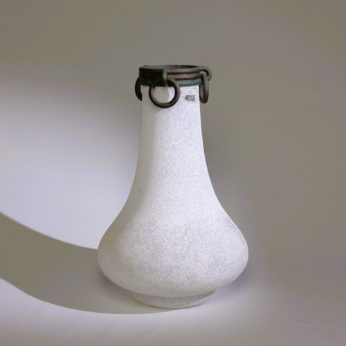 <em><b>Seguso Vetri d’Arte</b><br>Scavo Vase<br>Italy 1970<em/> seguso vetri d arte murano glass vase scavo with bronce mount 1980