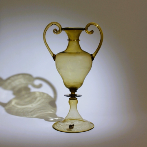 <em><b>Pauly & C., C.V.M.</b><br />Amphora Vase<br />Italy 1920</em> compagnia-di-venezia-e-murano-glass-amphora-vase-1928