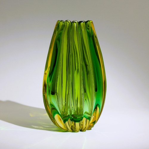 <em><b>Flavio Poli</b><br>Vase a Coste, big size<br>Italy 1958</em> flavio poli murano glass vase a coste green yellow big size for seguso vetri d arte 1958