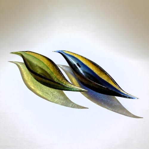 <em><b>Flavio Poli</b><br>two Leaf Bowls<br>Italy 1950</em> seguso vetri d arte murano glass two leaf bowls corroso blue yellow and green yellow pauly and c (4)