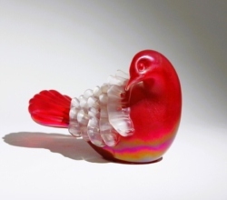 <em><b>Flavio Poli</b><br />Dove with ruffled Feathers<br/>Italy 1940</em> Flavio Poli, Seguso Vetri d’Arte, Murano Glass, red Dove with ruffled Feathers, 1940